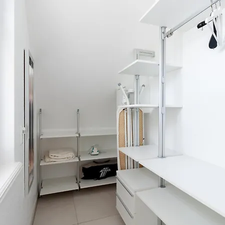 Apartment Am Horizont No 2 Fuer 2- 4 Pers, 2 Schlafz, Suedbalkon, Parkplatz Strandnah 400 Meter Zingst
