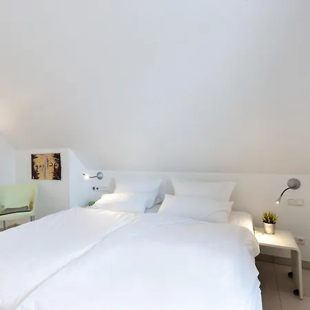 Am Horizont No 2 Fuer 2-4 Pers, 2 Schlafz, Babybett, Suedbalkon, Kostenloser Parkplatz 400 Meter Zum